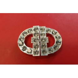 Zapięcie ozdobne w kształcie "D"